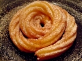 Gogosi spiralate (Funnel cakes)