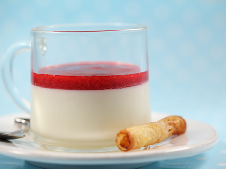 Crema fina de lamaie cu zmeura