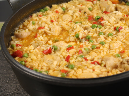 Pilaf de orez cu carne de pui