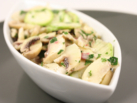 Salata de ciuperci marinate