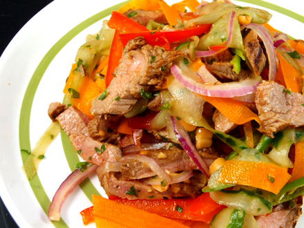 Salata vietnameza de vita
