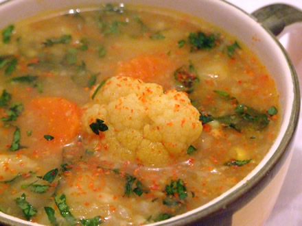 Supa de legume si curry