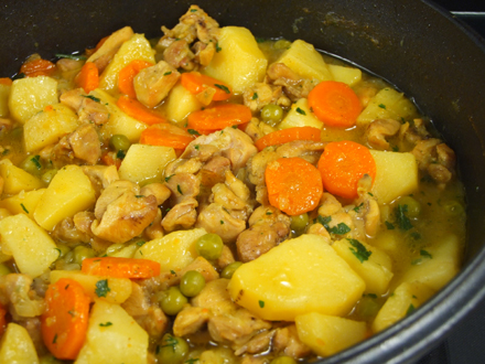 Tocanita de pui cu legume