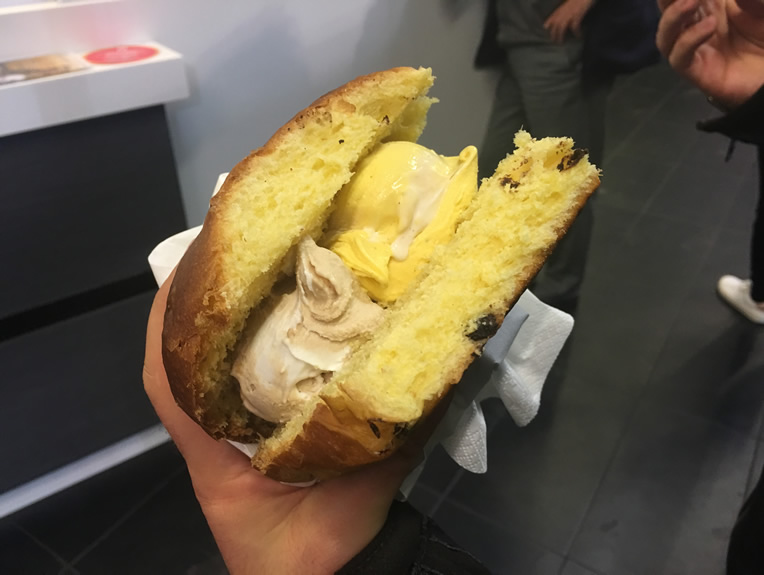 Focaccia cu gelato