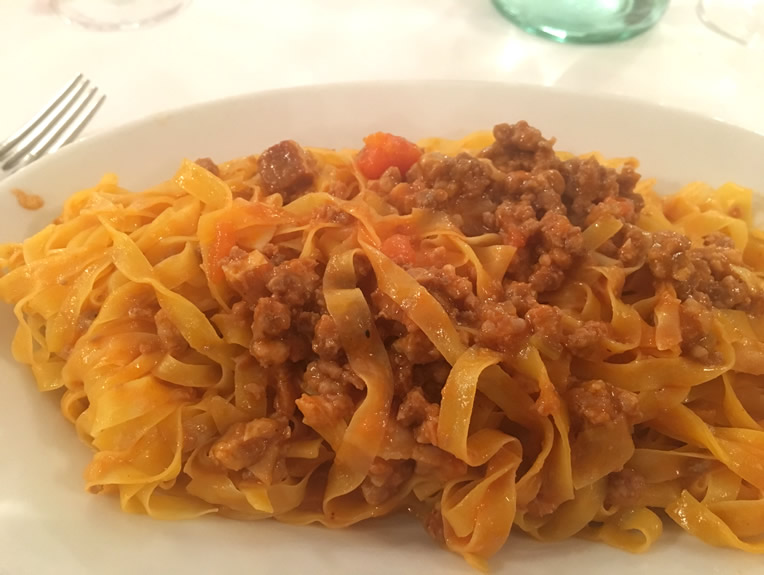 Tagliatelle cu ragu (light)