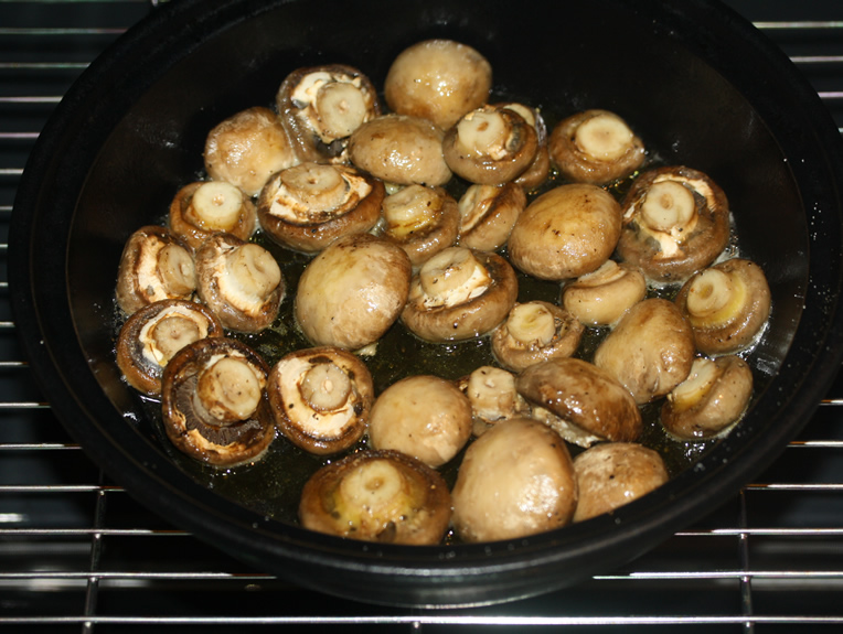 Ciupercile dupa 15 minute si-au lasat sucul