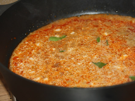 Curry rosu de creveti