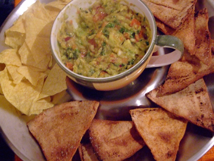 Guacamole cu chipsuri