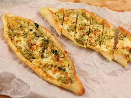 Pide cu broccoli