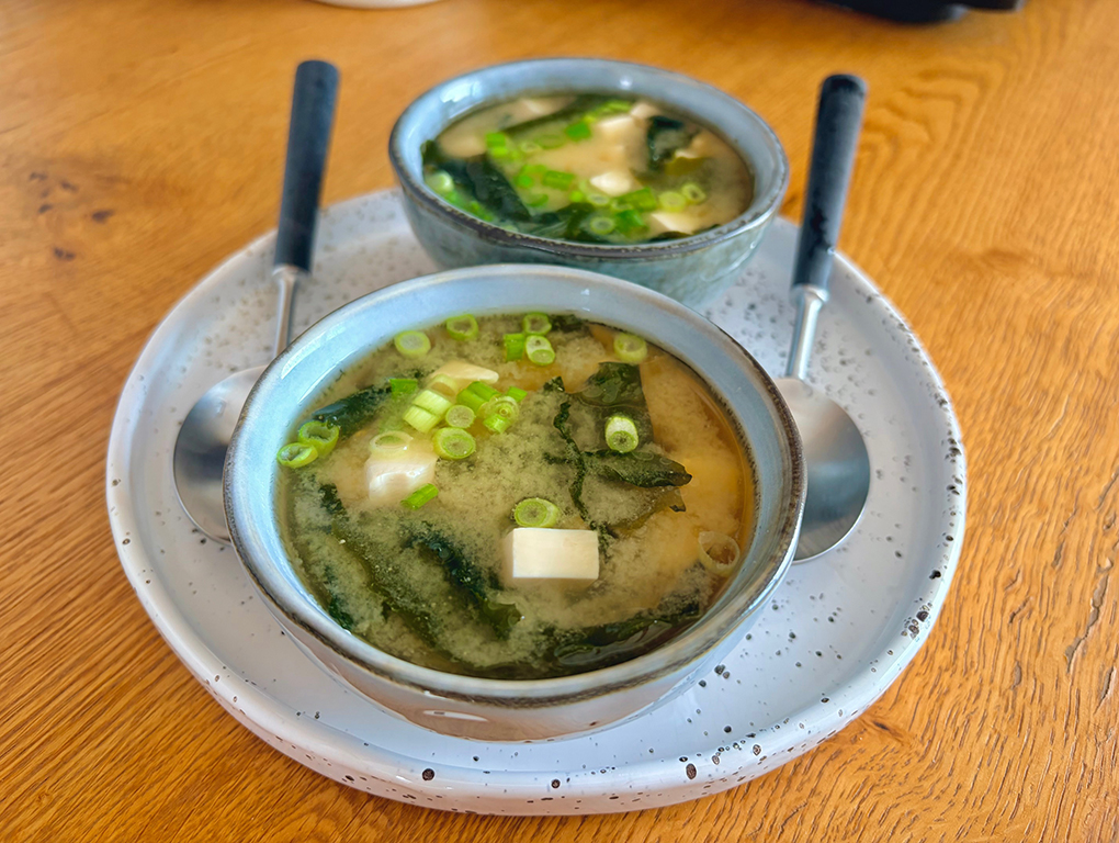 Supa miso japoneza &ndash; reteta traditionala, simpla