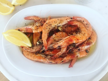 Salt-Roasted Shrimp with Black Pepper and Lemon