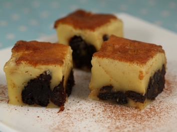Flan con ciruelas pasas