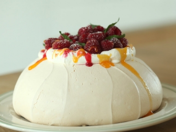 Pavlova with Raspberries and Sea Buckthorn