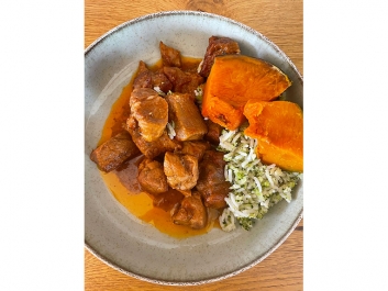 Schweinefleisch in Adobo-Sauce