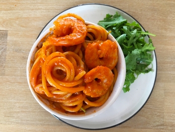 Spaghetti with Shrimp in Tomato Sauce