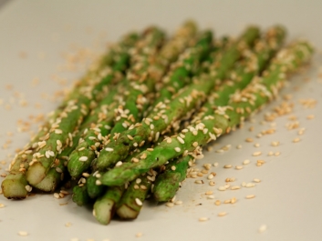 Grilled Asparagus with Sesame