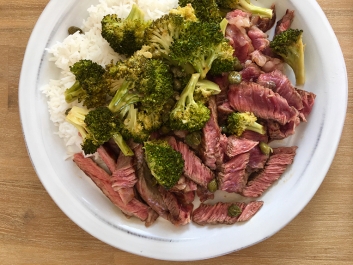 Steak con br&oacute;coli picante