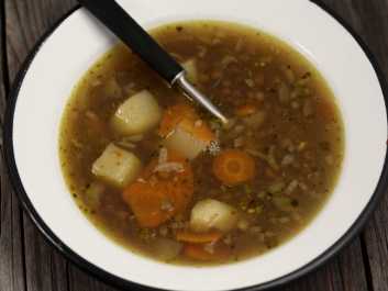 Sopa de lentejas verdes