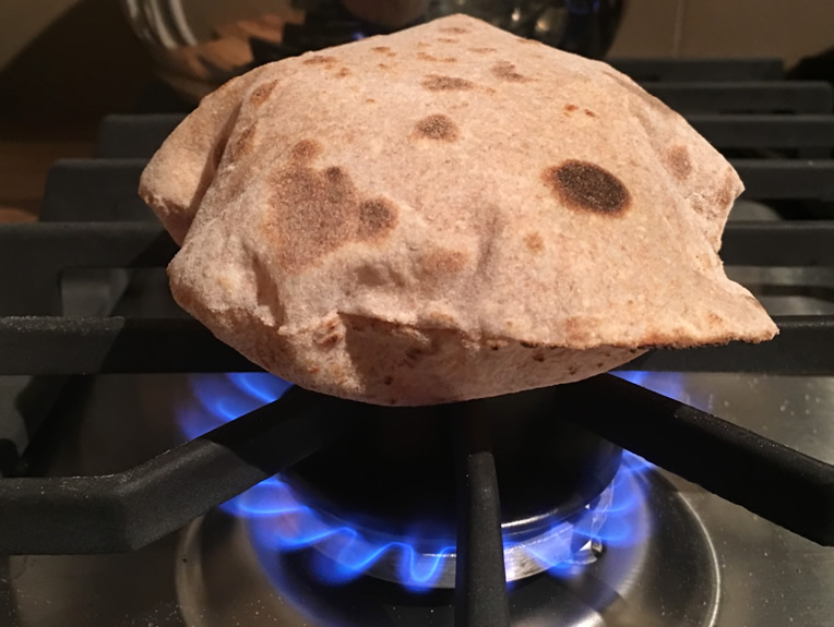 Reteta Chapati, paine indiana integrala