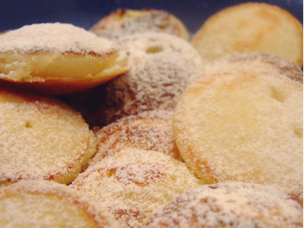 Reteta Clatite olandeze (Dutch Poffertjes)