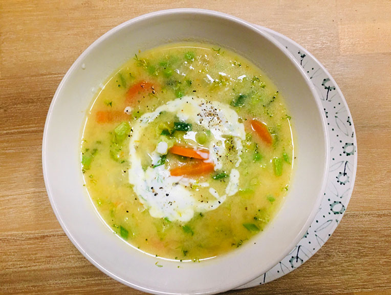 Reteta Supa de legume cu iaurt